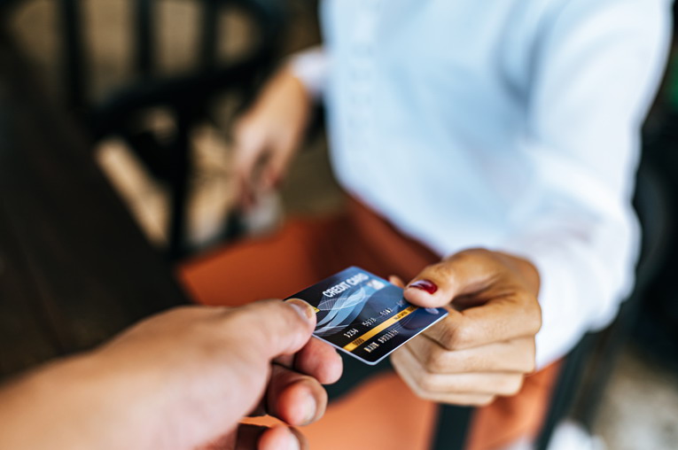 Carta di credito rubata all’estero: cosa fare