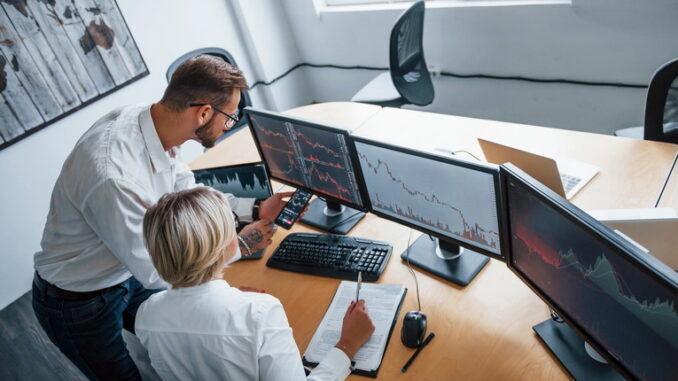 Social trading e copy trading nel 2025: vale la pena provarli? Social trading e copy trading nel 2025: vale la pena provarli?
