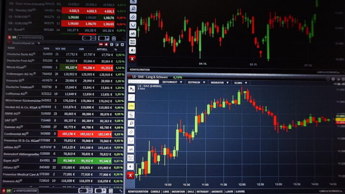 ETF vs azioni singole: cosa conviene inserire in portafoglio