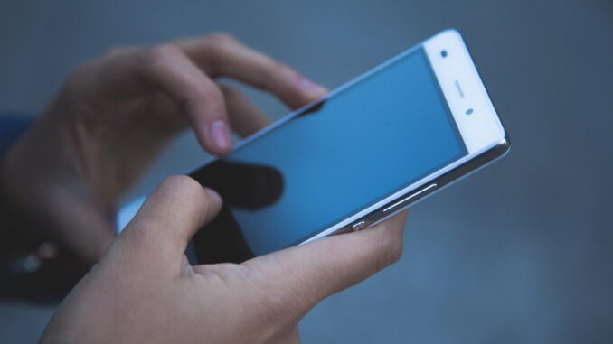 Tecnologia NFC come sta rivoluzionando l’economia globale Tecnologia NFC: come sta rivoluzionando l’economia globale